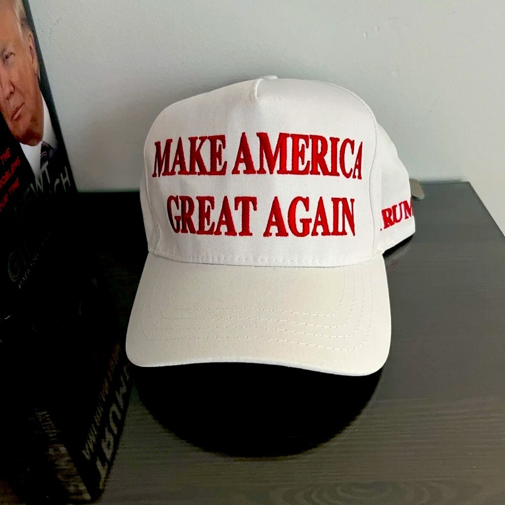 RARE! Official Authentic Donald Trump Polish Poland Maga hat 2020 Cali-Fame NEW